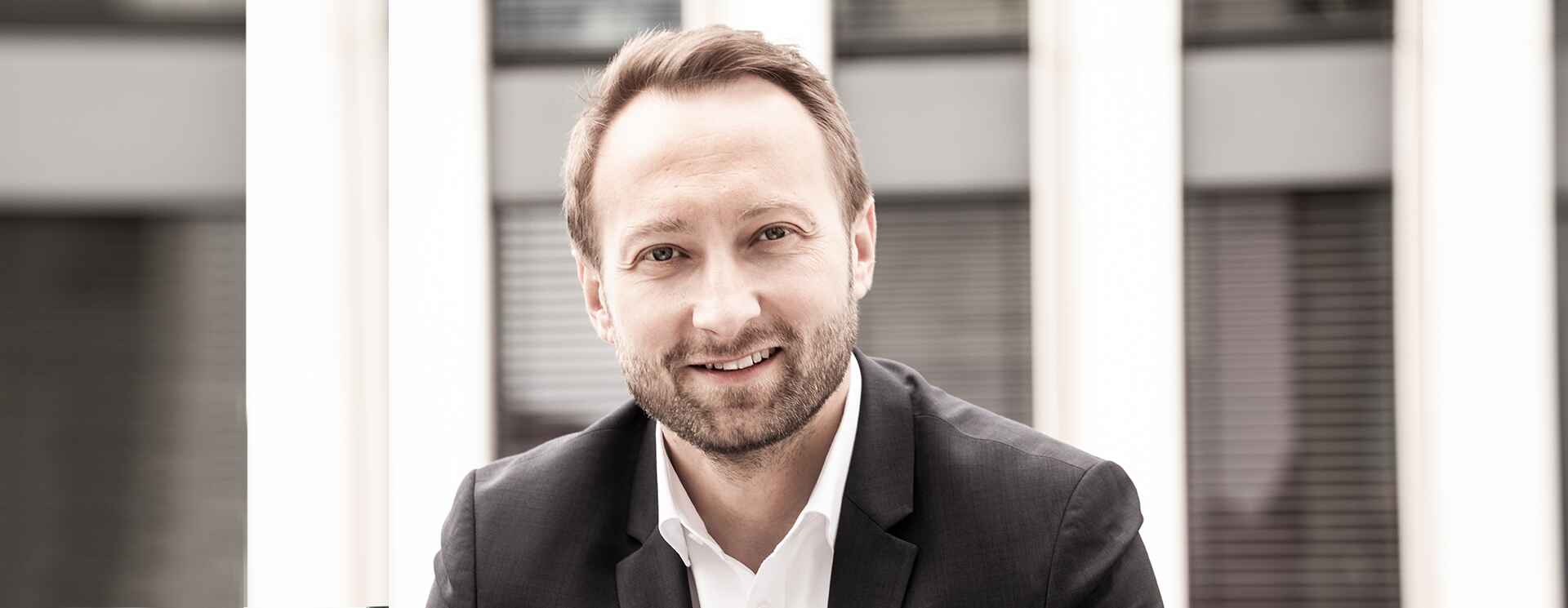 Wir finden Lösungen und kommunizieren klar. <br />Bei uns sind Sie gut aufgehoben.